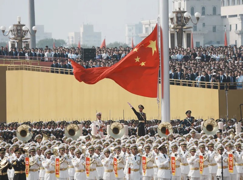 建南機(jī)器廠集體收看紀(jì)念中國人民抗日戰(zhàn)爭暨世界反法西斯戰(zhàn)爭勝利80周年閱兵盛典